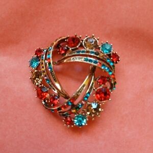 🌲Christmas Trilliant Shape Brooch🌲